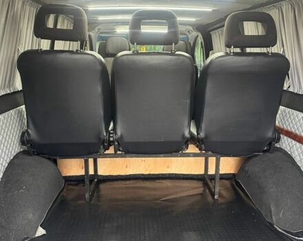 Білий Мерседес Віто, об'ємом двигуна 2.1 л та пробігом 560 тис. км за 8300 $, фото 6 на Automoto.ua