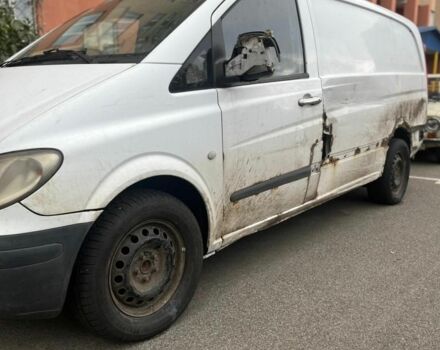 Мерседес Віто 2005 у Буче на Automoto.ua Білий Мерседес Віто, об'ємом двигуна 2.1 л та пробігом 520 тис. км за 2500 $, фото 4 на Automoto.ua