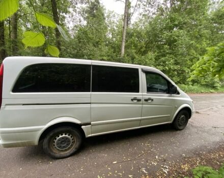 Белый Мерседес Вито, объемом двигателя 2.2 л и пробегом 466 тыс. км за 5800 $, фото 3 на Automoto.ua