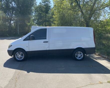 Белый Мерседес Вито, объемом двигателя 2.2 л и пробегом 635 тыс. км за 3000 $, фото 3 на Automoto.ua