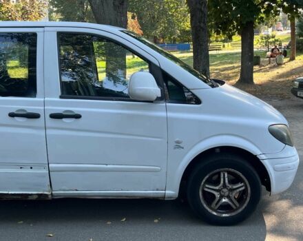 Мерседес Вито 2005 в Киеве на Automoto.ua Белый Мерседес Вито, объемом двигателя 2.2 л и пробегом 544 тыс. км за 4240 $, фото 3 на Automoto.ua