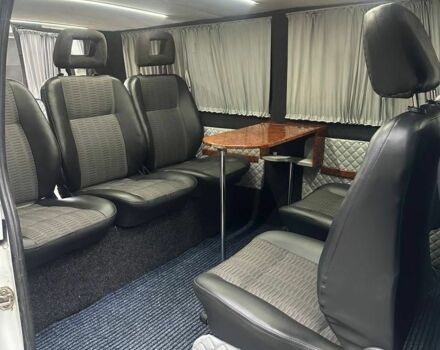 Білий Мерседес Віто, об'ємом двигуна 2.1 л та пробігом 560 тис. км за 8300 $, фото 5 на Automoto.ua