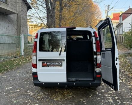 Мерседес Вито 2007 в Черновцах на Automoto.ua Белый Мерседес Вито, объемом двигателя 3 л и пробегом 340 тыс. км за 10800 $, фото 2 на Automoto.ua