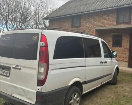 Белый Мерседес Вито, объемом двигателя 2.2 л и пробегом 400 тыс. км за 4200 $, фото 2 на Automoto.ua