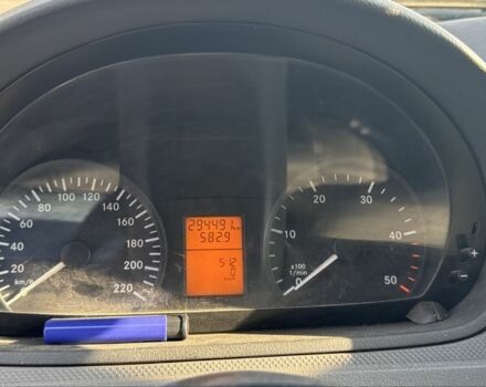 Білий Мерседес Віто, об'ємом двигуна 2.1 л та пробігом 294 тис. км за 5500 $, фото 6 на Automoto.ua