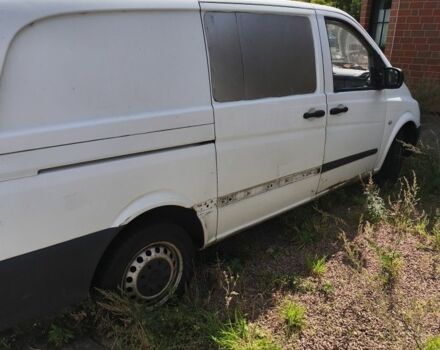 Белый Мерседес Вито, объемом двигателя 0 л и пробегом 330 тыс. км за 2386 $, фото 3 на Automoto.ua