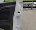 Білий Мерседес Віто, об'ємом двигуна 2.1 л та пробігом 205 тис. км за 7800 $, фото 22 на Automoto.ua