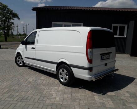 Белый Мерседес Вито, объемом двигателя 2.2 л и пробегом 250 тыс. км за 6900 $, фото 4 на Automoto.ua