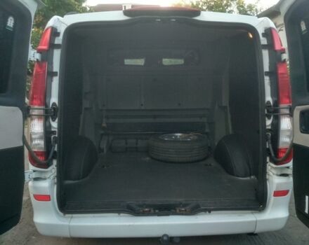 Мерседес Вито 2012 в Арцизе на Automoto.ua Белый Мерседес Вито, объемом двигателя 2.1 л и пробегом 257 тыс. км за 12500 $, фото 11 на Automoto.ua