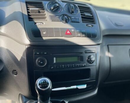 Белый Мерседес Вито, объемом двигателя 2.1 л и пробегом 300 тыс. км за 10800 $, фото 10 на Automoto.ua