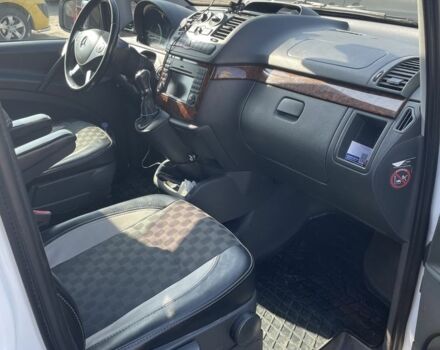 Белый Мерседес Вито, объемом двигателя 2.2 л и пробегом 309 тыс. км за 14300 $, фото 18 на Automoto.ua