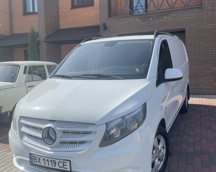 Мерседес Вито 2015 в Хмельницком на Automoto.ua Белый Мерседес Вито, объемом двигателя 0 л и пробегом 383 тыс. км за 13500 $, фото 2 на Automoto.ua