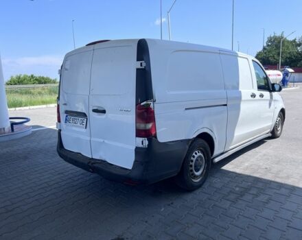 Білий Мерседес Віто, об'ємом двигуна 1.6 л та пробігом 303 тис. км за 9800 $, фото 4 на Automoto.ua