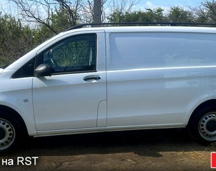 Белый Мерседес Вито, объемом двигателя 0 л и пробегом 55 тыс. км за 18000 $, фото 9 на Automoto.ua