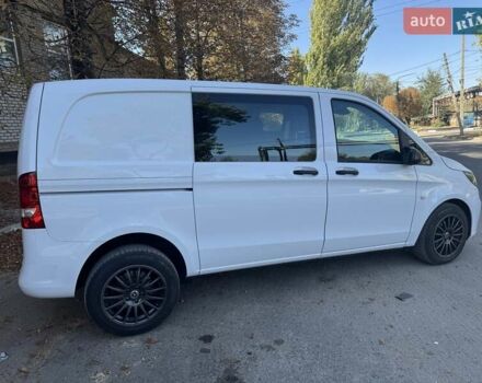 Мерседес Вито 2021 в Запорожье на Automoto.ua Белый Мерседес Вито, объемом двигателя 0 л и пробегом 93 тыс. км за 20900 $, фото 5 на Automoto.ua