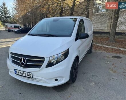 Мерседес Вито 2021 в Запорожье на Automoto.ua Белый Мерседес Вито, объемом двигателя 0 л и пробегом 93 тыс. км за 20900 $, фото 1 на Automoto.ua