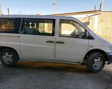 Білий Мерседес Віто, об'ємом двигуна 2.3 л та пробігом 540 тис. км за 3250 $, фото 3 на Automoto.ua