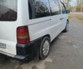 Белый Мерседес Вито, объемом двигателя 2.3 л и пробегом 382 тыс. км за 3568 $, фото 8 на Automoto.ua