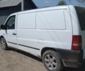 Белый Мерседес Вито, объемом двигателя 2.3 л и пробегом 200 тыс. км за 2300 $, фото 5 на Automoto.ua