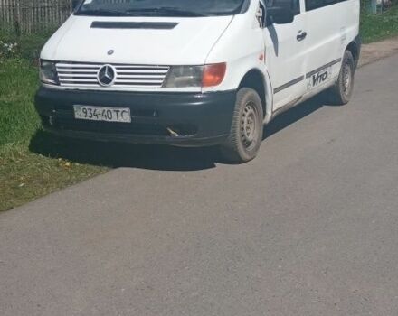 Белый Мерседес Вито, объемом двигателя 2.3 л и пробегом 500 тыс. км за 1000 $, фото 4 на Automoto.ua