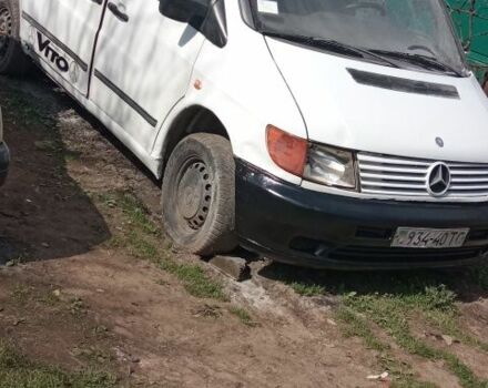 Белый Мерседес Вито, объемом двигателя 2.3 л и пробегом 500 тыс. км за 1000 $, фото 13 на Automoto.ua