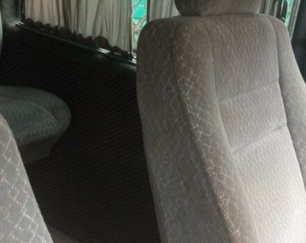 Белый Мерседес Вито, объемом двигателя 2.3 л и пробегом 500 тыс. км за 1000 $, фото 11 на Automoto.ua