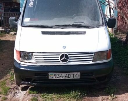 Белый Мерседес Вито, объемом двигателя 2.3 л и пробегом 500 тыс. км за 1000 $, фото 3 на Automoto.ua