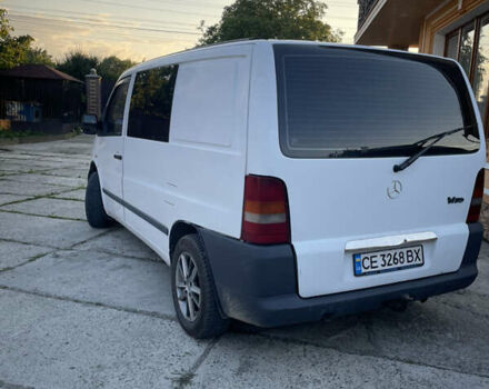 Белый Мерседес Вито, объемом двигателя 2.3 л и пробегом 380 тыс. км за 4500 $, фото 3 на Automoto.ua