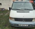 Белый Мерседес Вито, объемом двигателя 2.3 л и пробегом 300 тыс. км за 2500 $, фото 1 на Automoto.ua