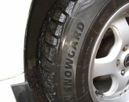 Білий Мерседес Віто, об'ємом двигуна 2.3 л та пробігом 355 тис. км за 6800 $, фото 21 на Automoto.ua