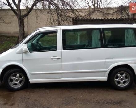 Білий Мерседес Віто, об'ємом двигуна 2.3 л та пробігом 355 тис. км за 6800 $, фото 2 на Automoto.ua