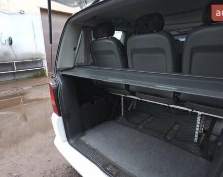 Білий Мерседес Віто, об'ємом двигуна 2.3 л та пробігом 355 тис. км за 6800 $, фото 15 на Automoto.ua