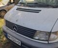 Белый Мерседес Вито, объемом двигателя 2.2 л и пробегом 400 тыс. км за 1700 $, фото 1 на Automoto.ua