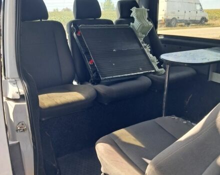 Белый Мерседес Вито, объемом двигателя 2.2 л и пробегом 400 тыс. км за 1700 $, фото 5 на Automoto.ua