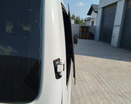 Білий Мерседес Віто, об'ємом двигуна 2.3 л та пробігом 487 тис. км за 5200 $, фото 13 на Automoto.ua