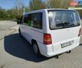 Белый Мерседес Вито, объемом двигателя 2.3 л и пробегом 388 тыс. км за 3500 $, фото 3 на Automoto.ua