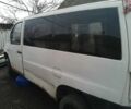 Білий Мерседес Віто, об'ємом двигуна 2.3 л та пробігом 300 тис. км за 800 $, фото 1 на Automoto.ua