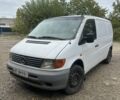 Белый Мерседес Вито, объемом двигателя 2.2 л и пробегом 350 тыс. км за 3300 $, фото 1 на Automoto.ua