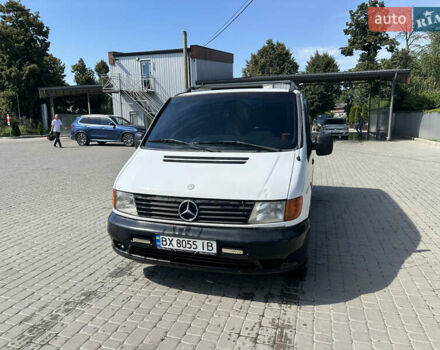 Белый Мерседес Вито, объемом двигателя 2.3 л и пробегом 455 тыс. км за 3850 $, фото 1 на Automoto.ua