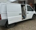 Белый Мерседес Вито, объемом двигателя 2.2 л и пробегом 350 тыс. км за 3300 $, фото 2 на Automoto.ua