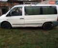 Белый Мерседес Вито, объемом двигателя 2.3 л и пробегом 300 тыс. км за 2500 $, фото 1 на Automoto.ua