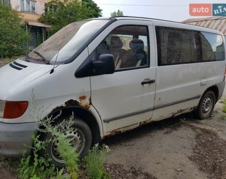 Білий Мерседес Віто, об'ємом двигуна 2.3 л та пробігом 300 тис. км за 2400 $, фото 2 на Automoto.ua