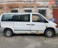 Білий Мерседес Віто, об'ємом двигуна 2.3 л та пробігом 300 тис. км за 2400 $, фото 3 на Automoto.ua