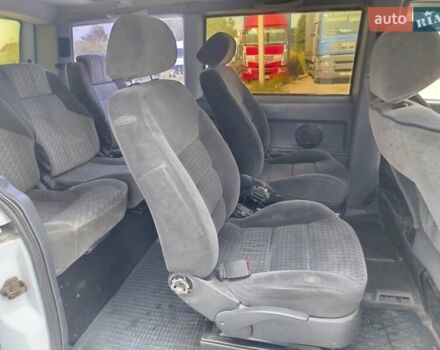 Білий Мерседес Віто, об'ємом двигуна 2.3 л та пробігом 487 тис. км за 5200 $, фото 23 на Automoto.ua