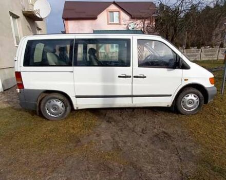 Белый Мерседес Вито, объемом двигателя 2.2 л и пробегом 360 тыс. км за 5200 $, фото 10 на Automoto.ua