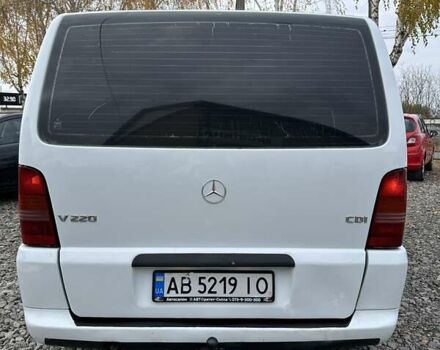 Белый Мерседес Вито, объемом двигателя 2.15 л и пробегом 620 тыс. км за 3700 $, фото 3 на Automoto.ua