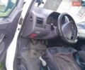 Белый Мерседес Вито, объемом двигателя 2.3 л и пробегом 453 тыс. км за 3000 $, фото 2 на Automoto.ua