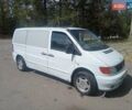 Белый Мерседес Вито, объемом двигателя 2.2 л и пробегом 475 тыс. км за 3800 $, фото 5 на Automoto.ua
