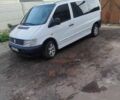 Белый Мерседес Вито, объемом двигателя 2.2 л и пробегом 370 тыс. км за 4000 $, фото 1 на Automoto.ua
