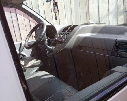 Белый Мерседес Вито, объемом двигателя 2.3 л и пробегом 2 тыс. км за 2700 $, фото 3 на Automoto.ua